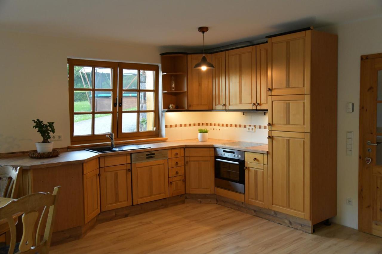 Haus Alpenrose Zum Vic Apartment Wermelskirchen Luaran gambar